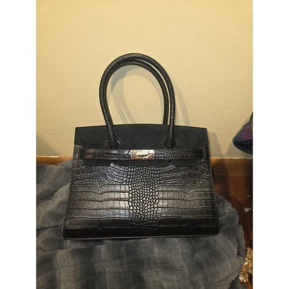 Georgio's and Son Handbags - Georgio's and Son Black Croc Embossed Satchel Handbag with Crossbody Strap